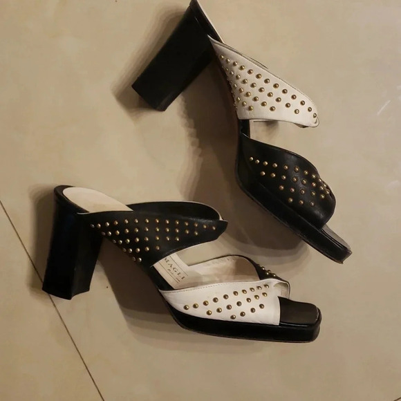Bruno Magli heels size 6 - Picture 3 of 5